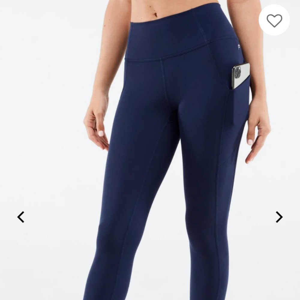 Fabletics Oasis High-Waisted 7/8 Legging